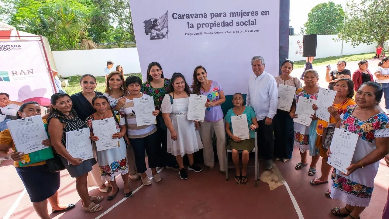 Entrega Mara Lezama certificados de derechos sobre tierras, en el marco del Día Internacional de Mujeres Rurales