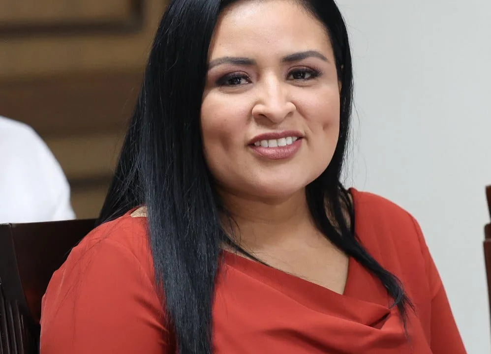 Exhorta Blanca Merari a contribuyentes a aprovechar campaña de descuentos