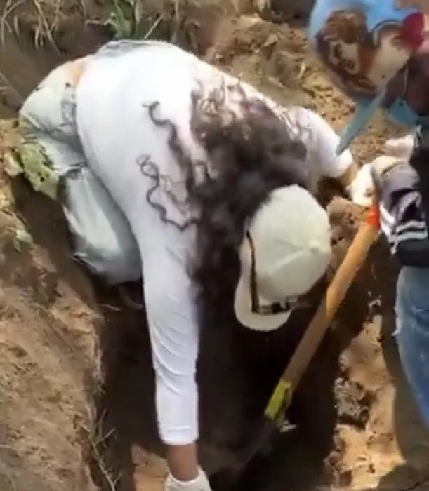 En Jalisco, colectivos de madres buscadoras localizaron cientos de bolsas con restos humanos