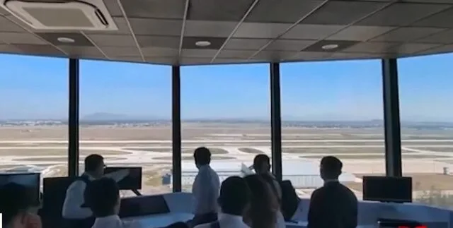 Controladores aéreos amenazan con huelga previo al mundial 2026