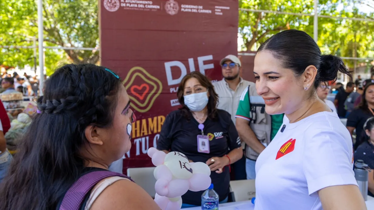 Estefanía Mercado encabezó la jornada “Chambamanía”  en la colonia Luis Donaldo Colosio