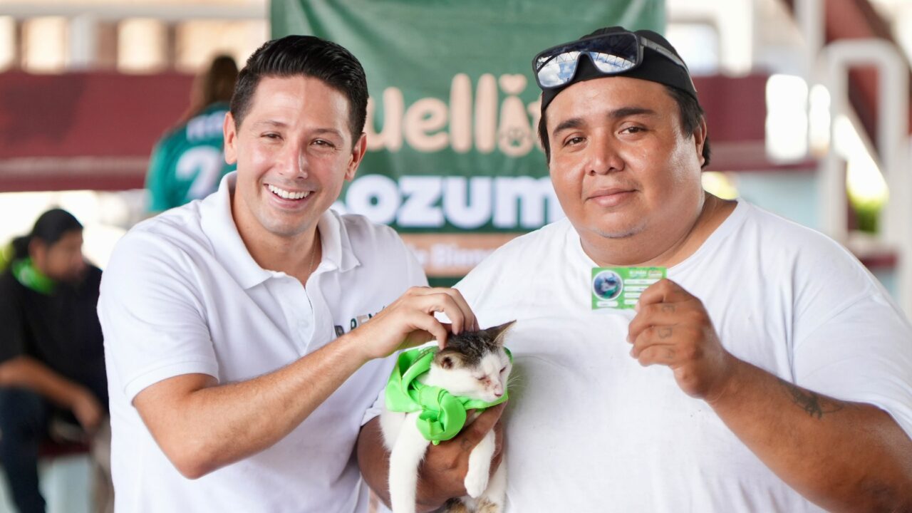 Acerca Renán Sánchez Tajonar jornada gratuita de bienestar animal a las familias de Cozumel