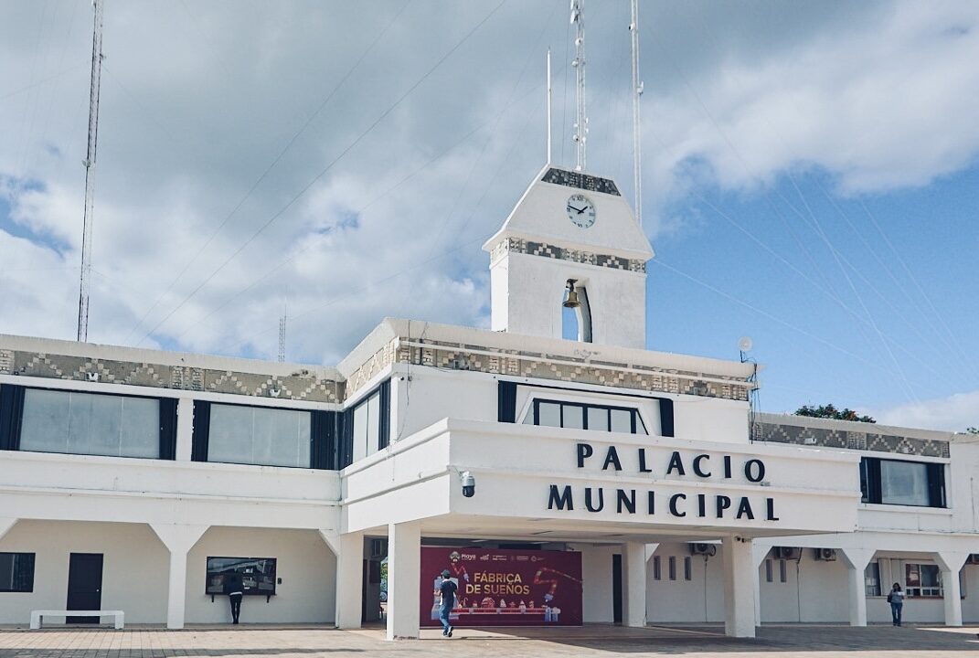 HR Ratings baja calificación crediticia de Playa del Carmen