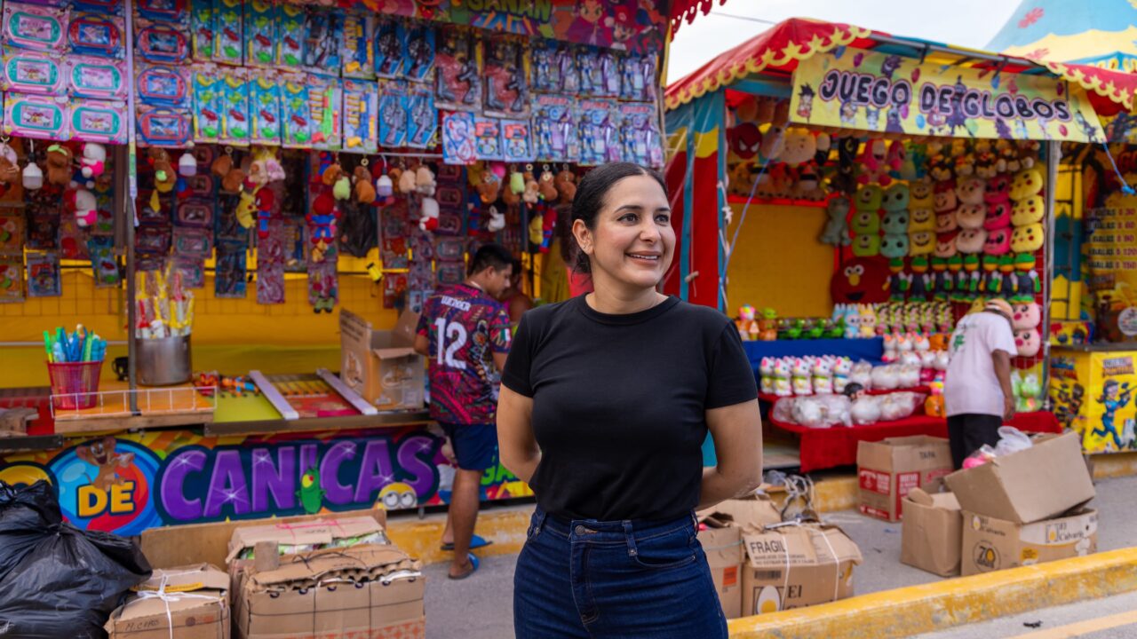 Estefanía Mercado invita a disfrutar la Feria de la Virgen del Carmen 2026