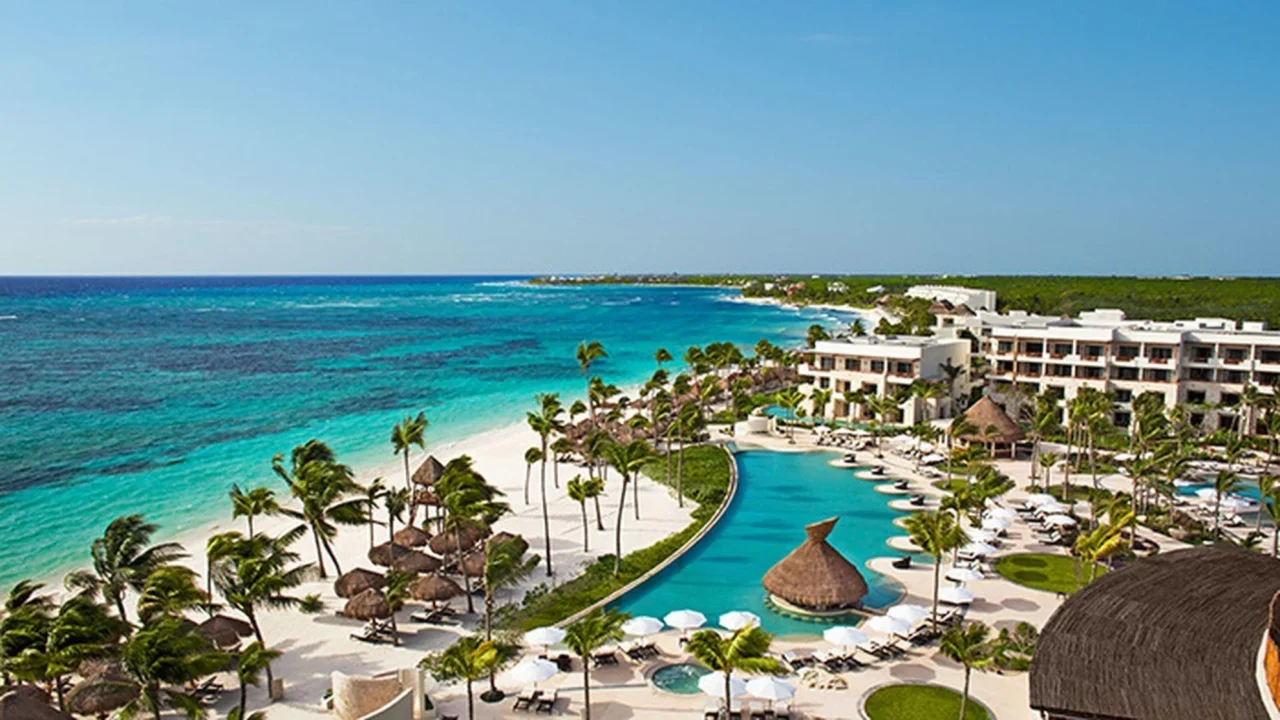 Inversión, infraestructura y una intensa gira promocional; así se preparan hoteleros para la temporada invernal en la Riviera Maya