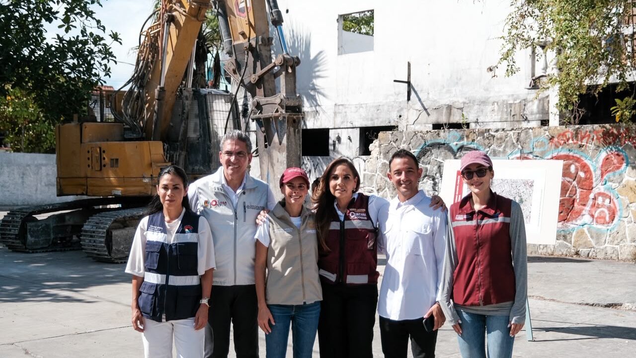Tras una década de abandono, inicia la demolición del hospital general para dar paso al Nuevo Hospital Materno Infantil de Cancún