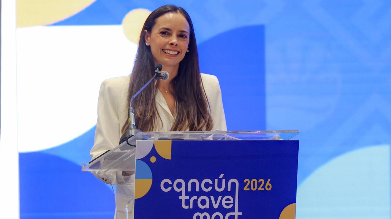 Cancún eliminará cobro de licencias para remodelación de hoteles con programa “Renueva Cancún”